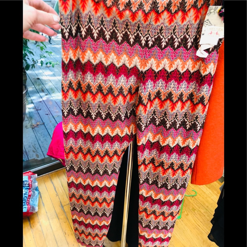 ⭐️NWT Missoni style chevron print knit leggings knit, stretch, size large,